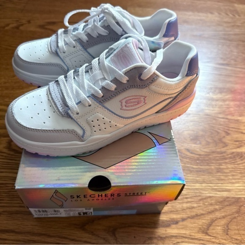 Skechers SKX-228 Girls White/Multi Sneakers Size 1.5Y | Lightweight & Comfy NIB